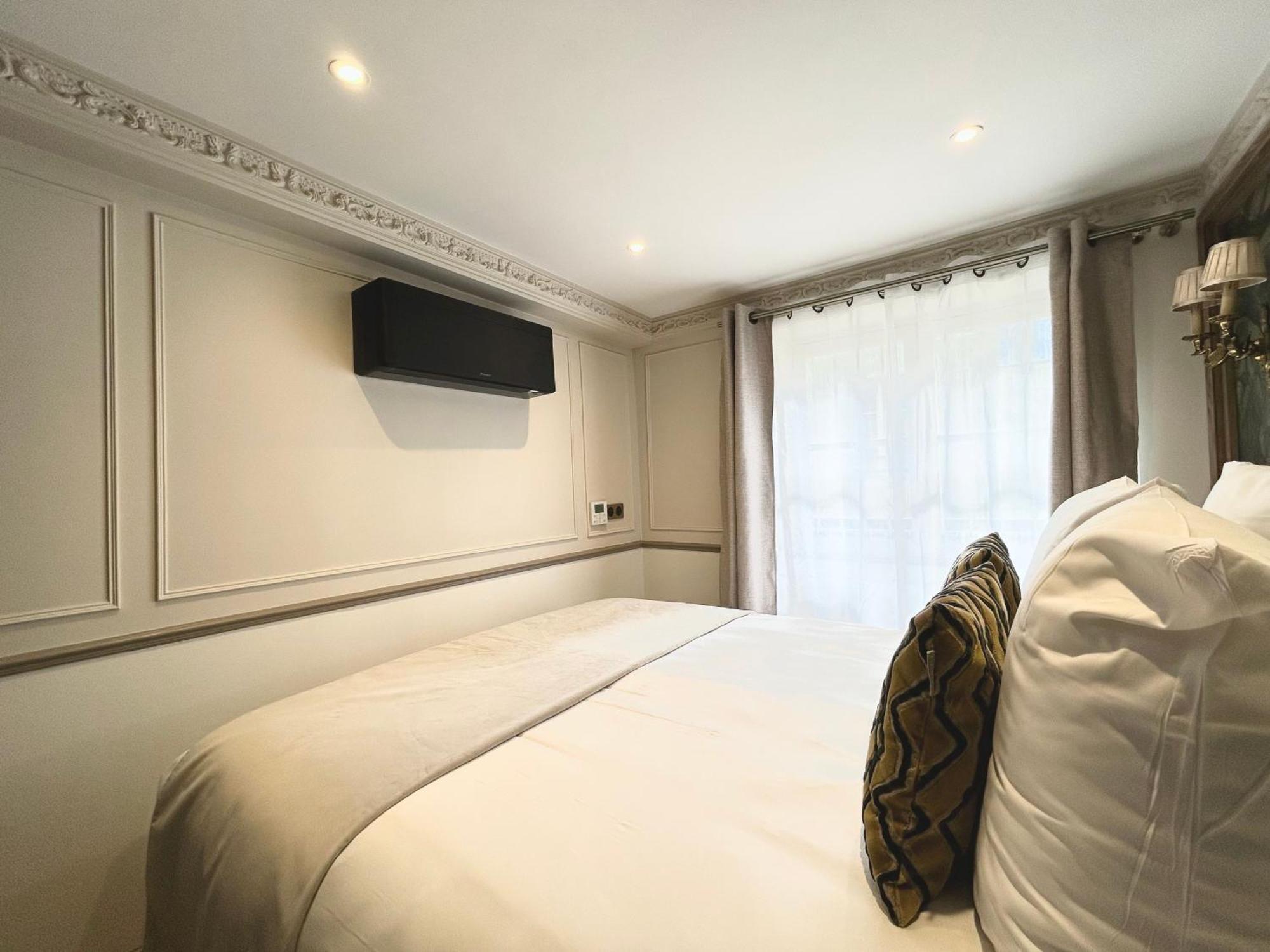 Merveil - Signature - Tour Eiffel - Bourgogne Apartment
