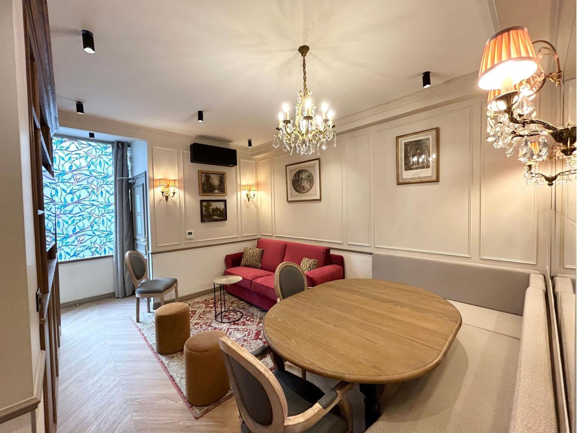 Appartement Merveil - Signature - Tour Eiffel - Bourgogne Paris