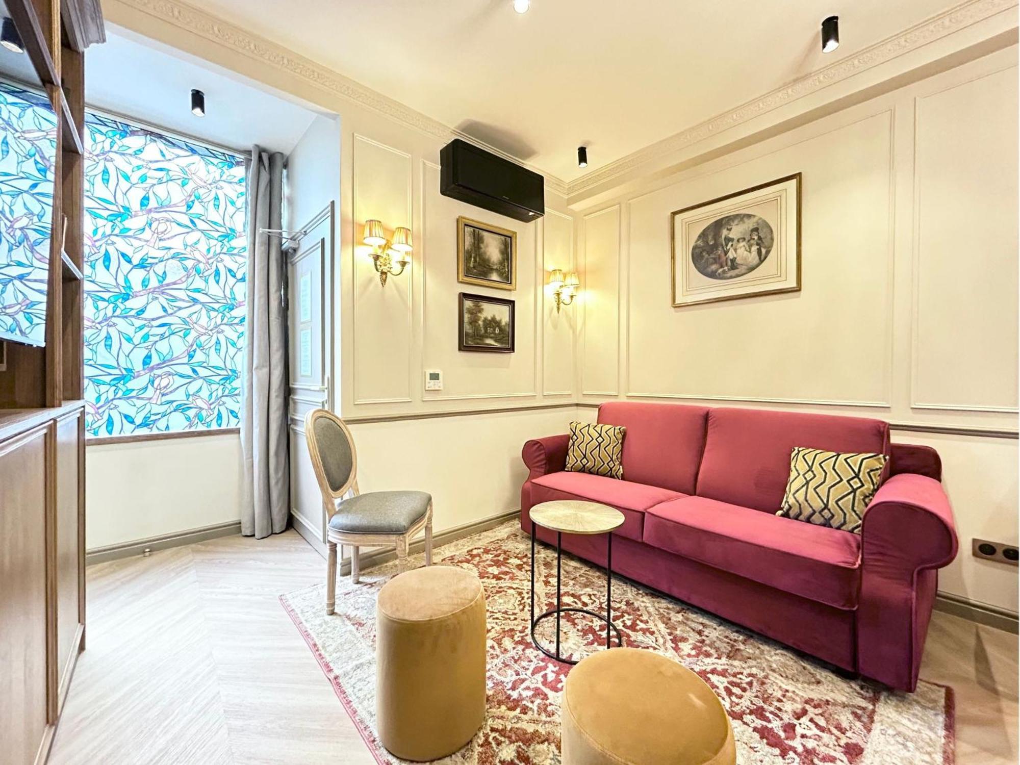Merveil - Signature - Tour Eiffel - Bourgogne Appartement Paris